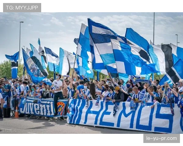 佩普·查瓦里亚率队强势回暖，西甲新动向引球迷期待