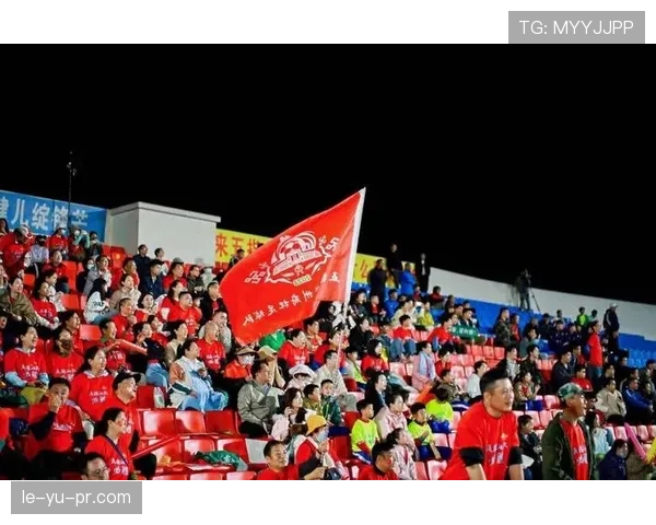 广州德比重燃战火，华南足球盛宴上演荣誉之争