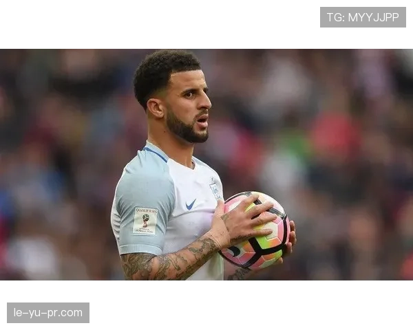 凯尔·沃克入选英超最佳阵容,跻身顶级边后卫行列 凯尔·沃克入选英超最佳阵容,跻身顶级边后卫行列