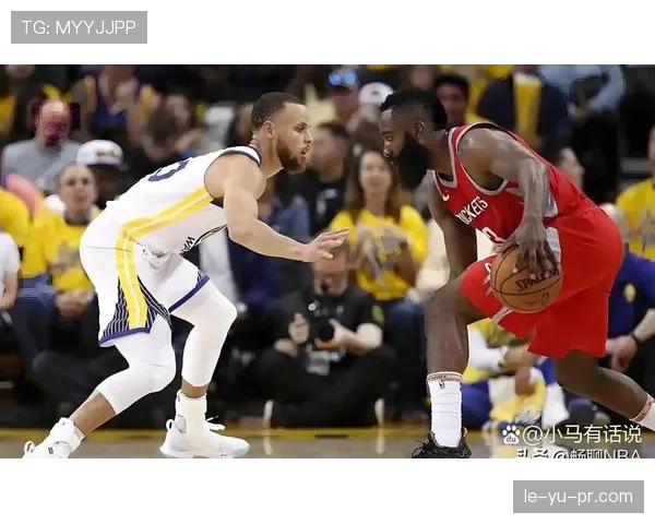 库里三分命中率提升明显，关键时刻得分能力超哈登
